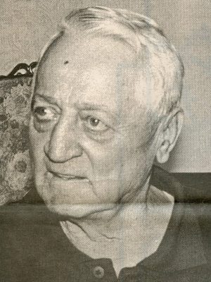 Hanik, Mike older