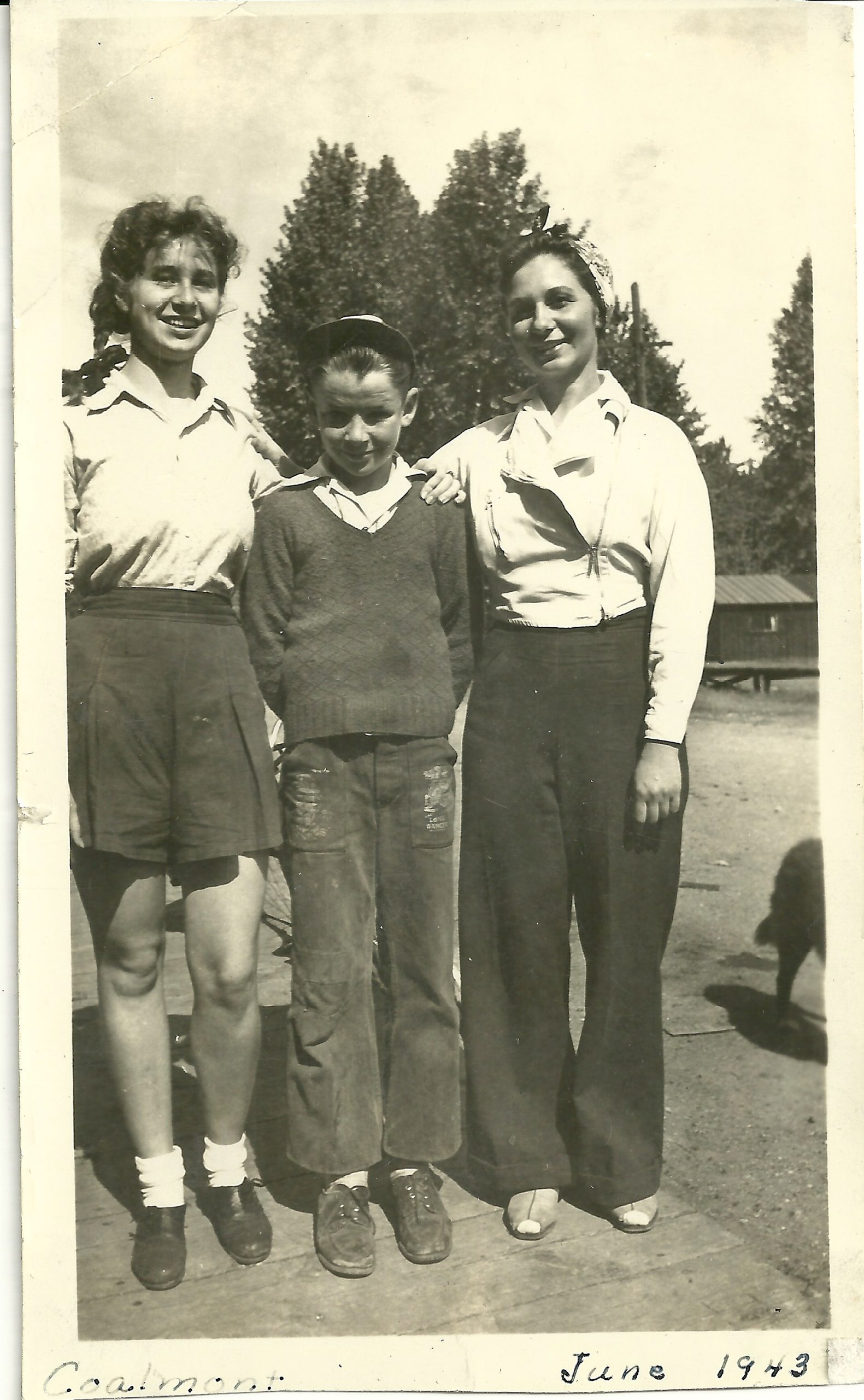 Barbara McDowell, David Brown, Dot McDowell Coalmont June 1943