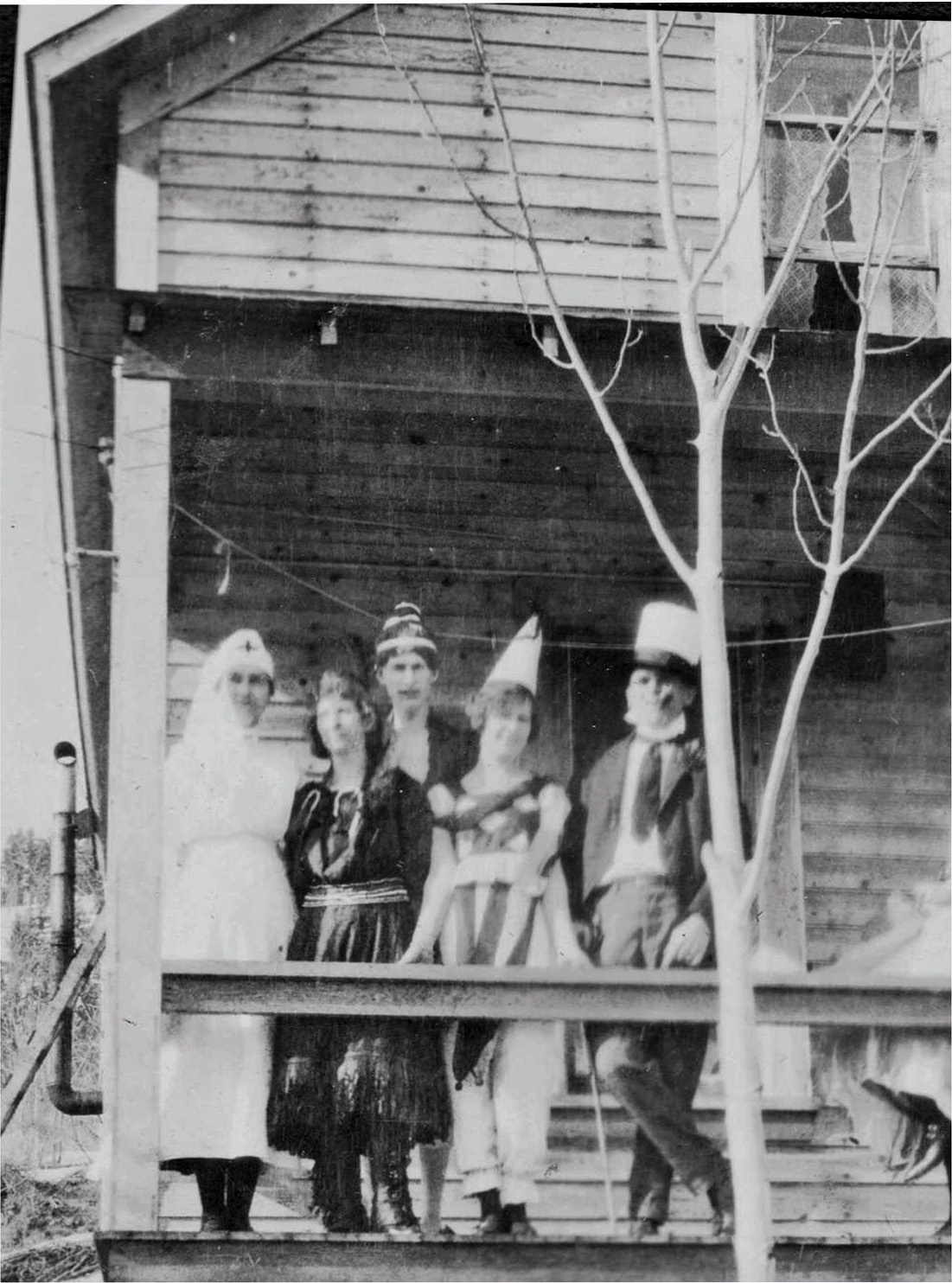 Blakeburn Meg Bryden, Hannah & Margery Dudley, Wilf Bryden, George Sheriff